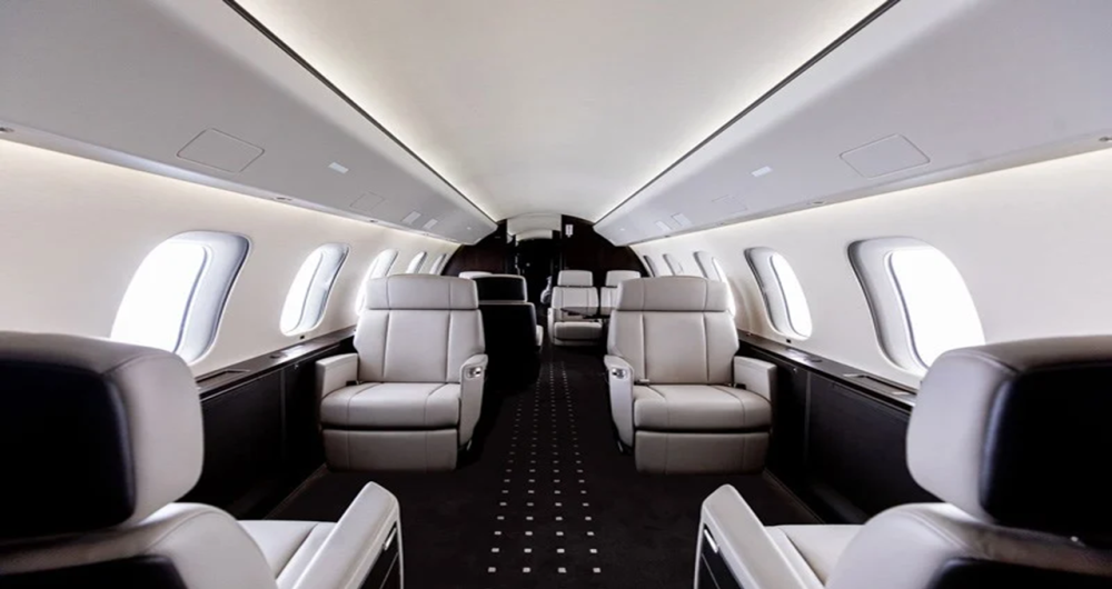 PRIVATE JET 01